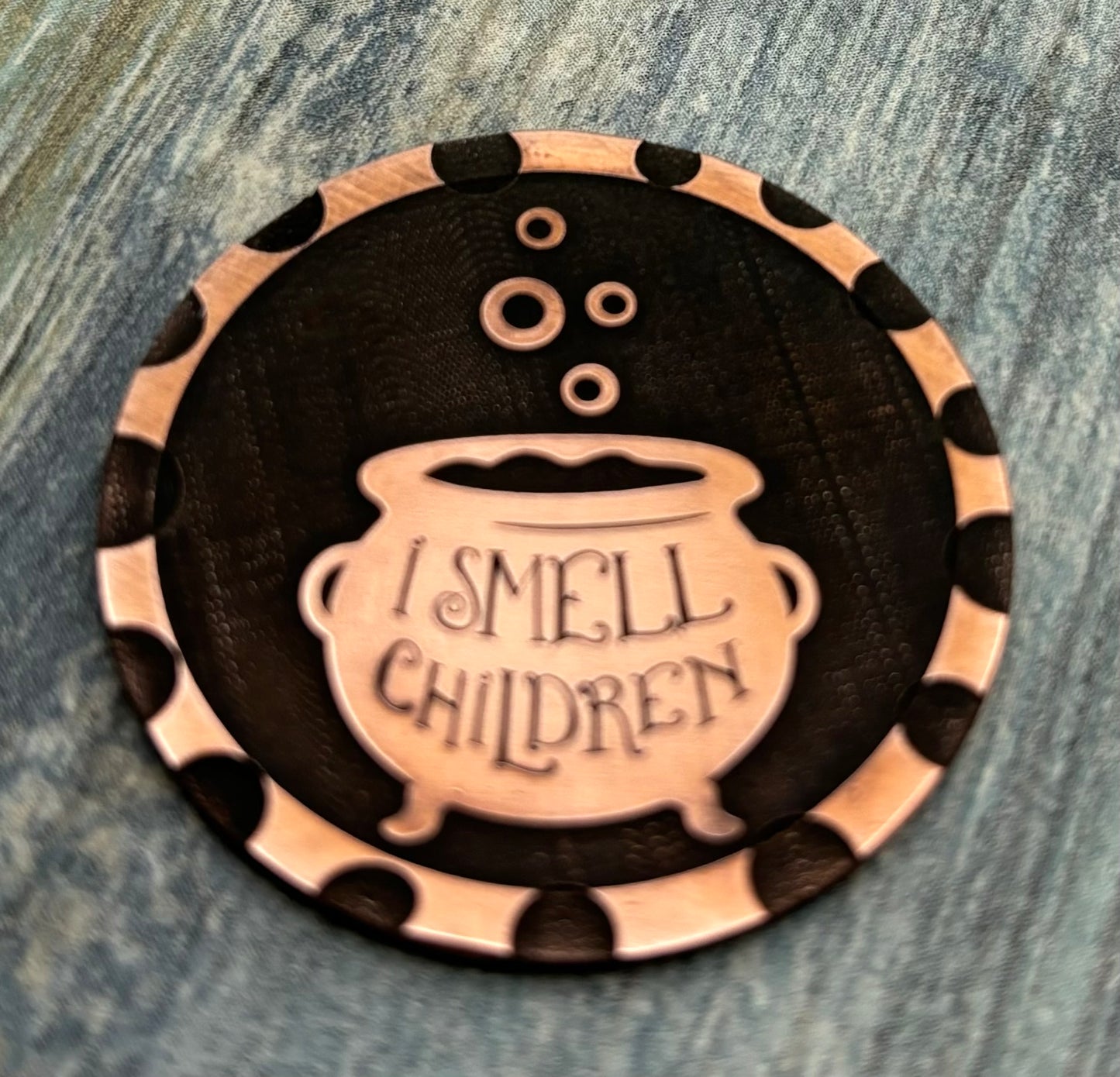 I smell Children Halloween Tag